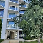 Day Dream Apartment